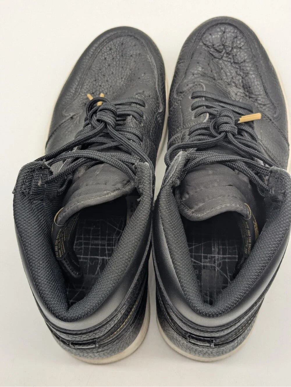 Mens Size 12 Jordan 1 Retro High OG City of Flight Black Gold Shoes 555088-031